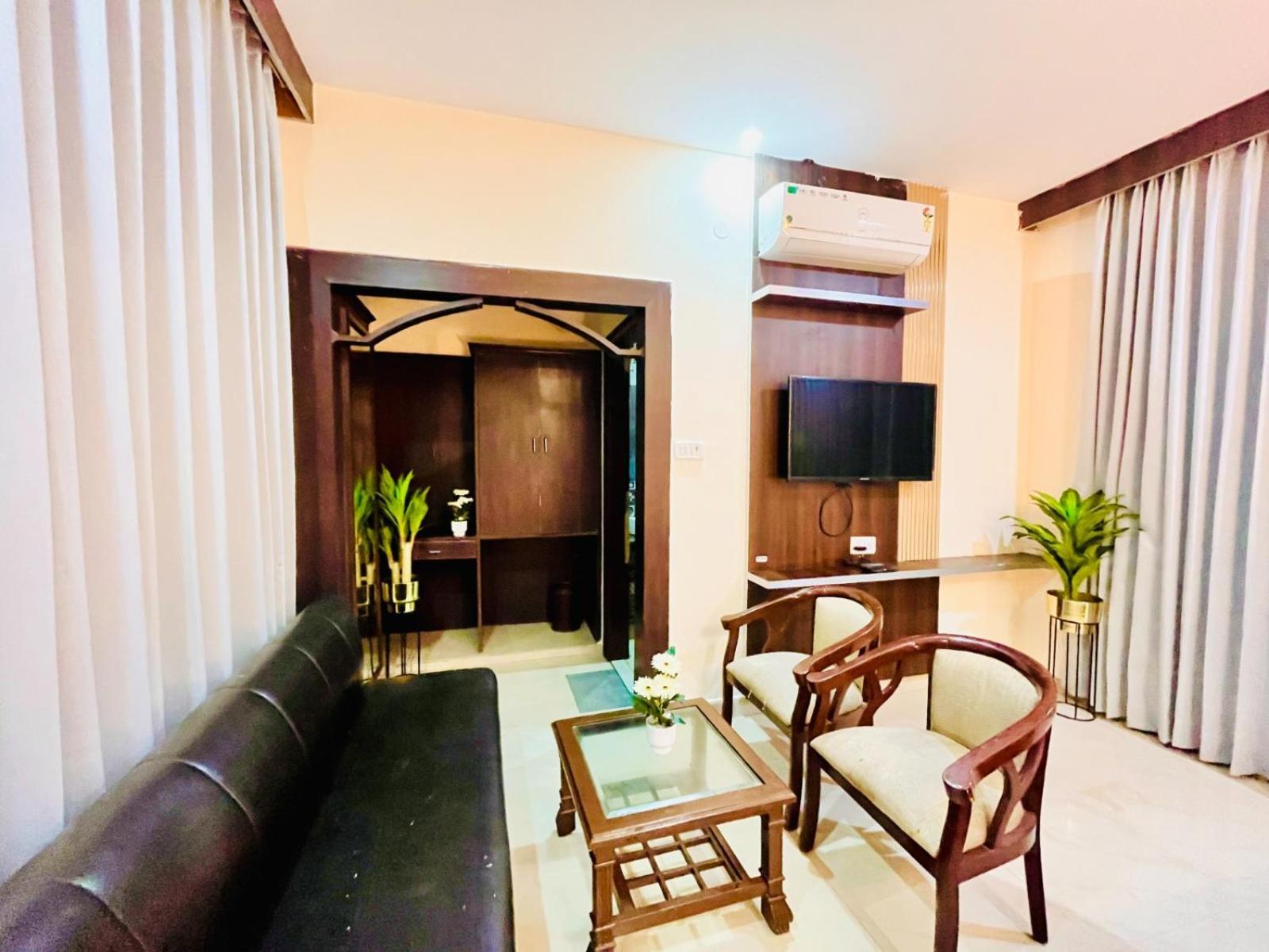 Hotel Ramawati Near Ganga Ghat Haridwar Exterior photo